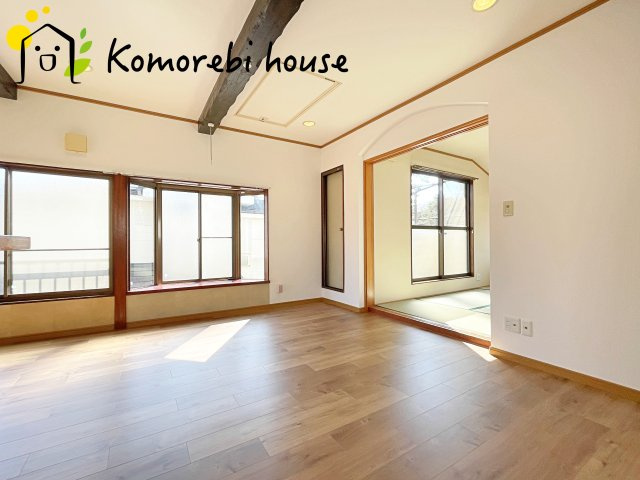 上尾市泉台三丁目　中古戸建の居間・リビング|こちらの居間で趣味の時間をお楽しみください