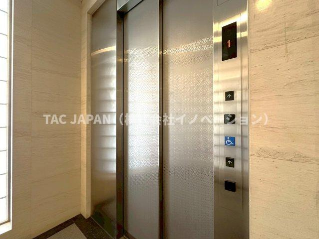 ルジェンテ南大塚のその他共用部分|【Wセキュリティー】
キーをタッチしないと階を指定できない安心のセキュリティー。