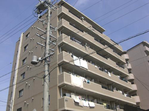 カルム植田の外観