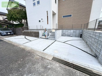 【駐車場】 | 当社で現地販売会開催中　角地　西志津12期 | 施工例
