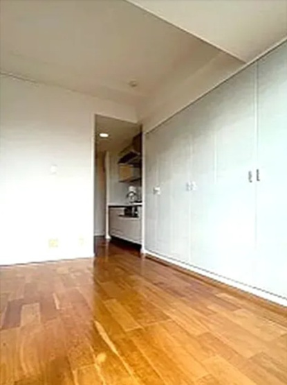 【洋室】 | イトーピア目白カレン | うららかな陽射しがどのお部屋にも降り注ぎますように、快適さを追求した間取設計