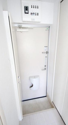 【玄関】 | ヨコハママジェスティックルーツ