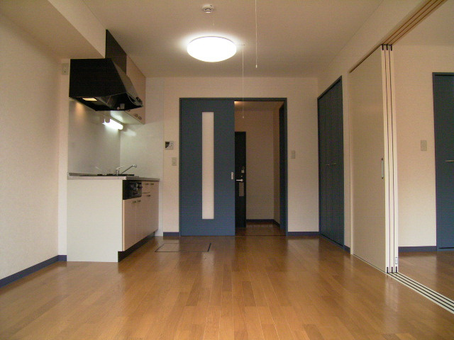 兼六コーポ大泉学園の居間・リビング