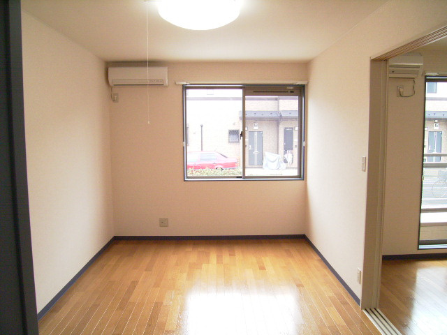 兼六コーポ大泉学園の洋室