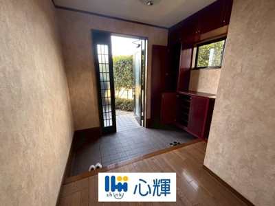【玄関】 | 山陽小野田市大字東高泊 中古住宅／2階建