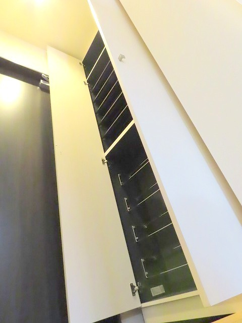 アルタ仙川の玄関|シューズボックス