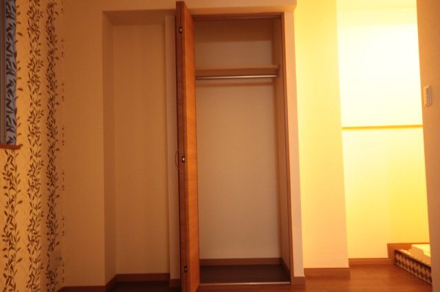 洋室の収納です！