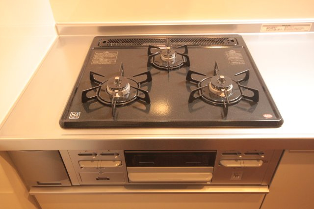 3口コンロにグリル付き！