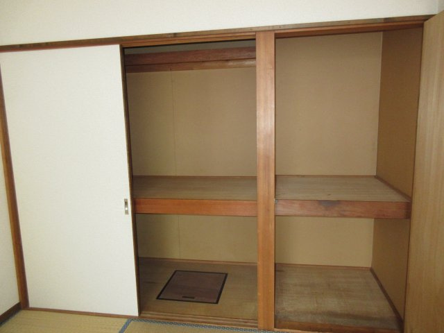 レジデンスサトウAの収納