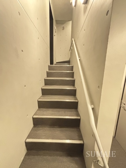 イートス東十条のその他共用部分|共用部階段です