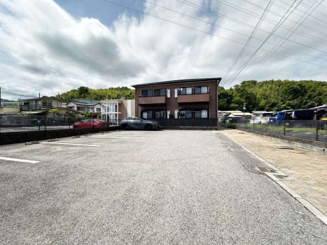 フォブール一宮　Ａ棟の駐車場