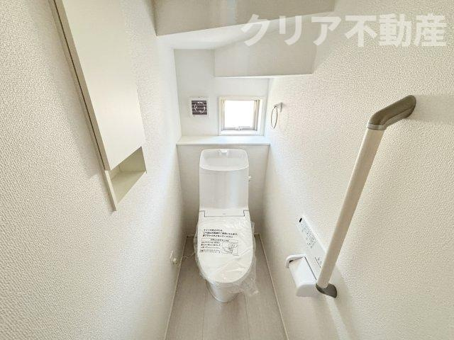 【トイレ】 | 高崎市下中居町2期新築2号棟　ファミクロ＋サンルーム
