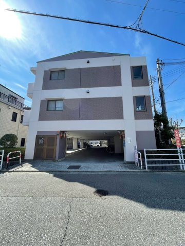 宝塚市小林２丁目の賃貸マンションの外観|外観もきれいです