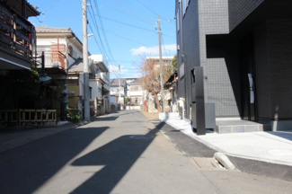 【前面道路含む現地写真】 | 立川市富士見町2丁目　新築戸建　【全2棟】