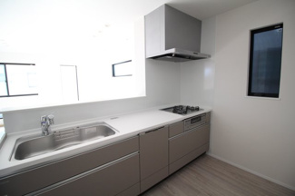 【キッチン】 | 立川市富士見町2丁目　新築戸建　【全2棟】