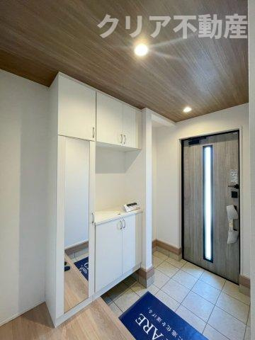 【玄関】 | 高崎市下中居町2期3号棟　新築・平屋♪ | 同仕様施工例