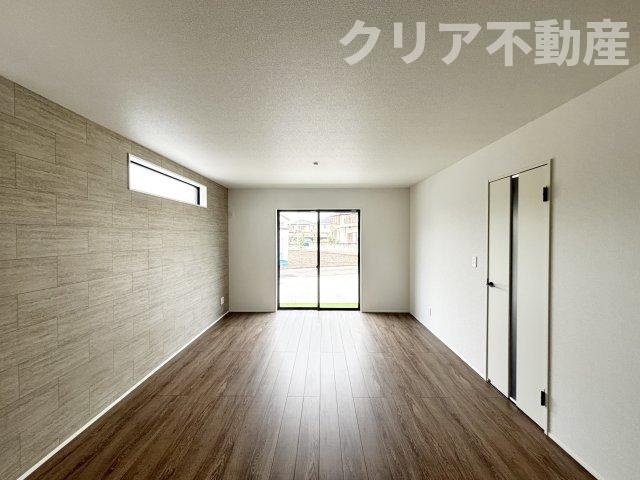 【居間・リビング】 | 7/28値下げ☆高崎市下中居町2期3号棟　新築・平屋♪