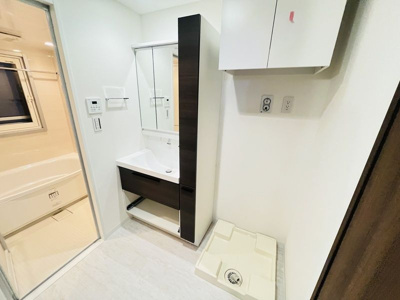 【洗面所】 | THE MAYFAIR | 使いやすい洗面所です