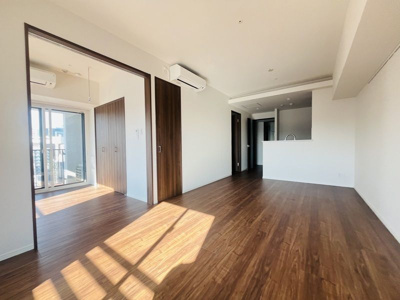 【洋室】 | THE MAYFAIR | ゆったりした洋室です