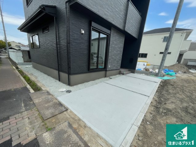 明石市日富美町　第1期　新築一戸建ての駐車場|駐車スペース！散水栓があるので、こまめに愛車を洗えます！