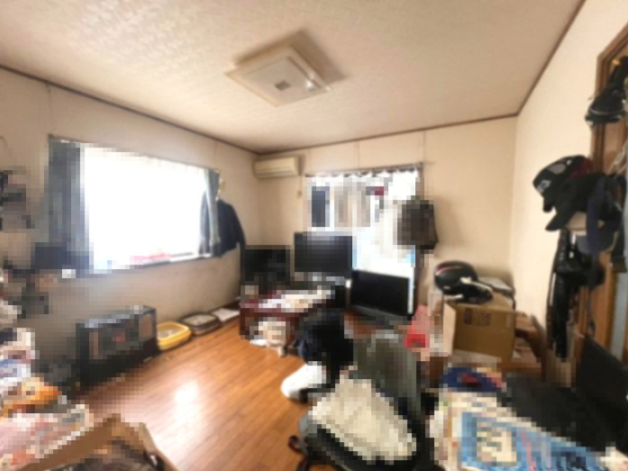 児玉郡上里町　中古戸建の居間・リビング