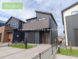 並列2台駐車　ワークスペース　パントリー付き　10号棟の画像