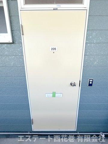 レジデンスサトウＣの玄関