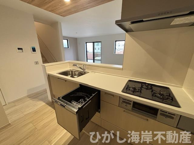 茅ヶ崎市今宿　新築戸建　全2棟のキッチン|食洗機付きシステムキッチン