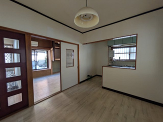 【居間・リビング】 | 桜町賃貸戸建