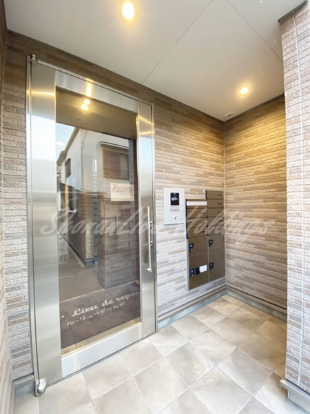 ル・リュードゥルポのエントランス