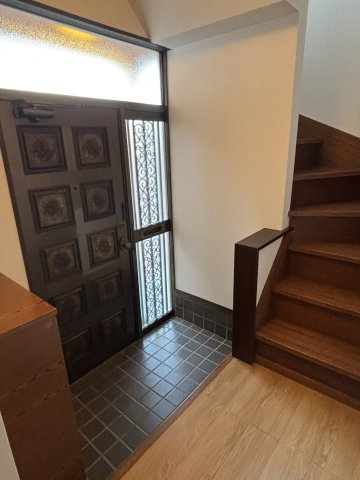 箕輪テラスＣ棟の玄関