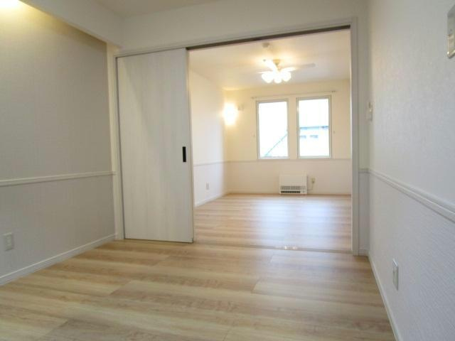 アベリアの洋室