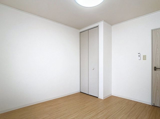 ディアスフロールの居間・リビング