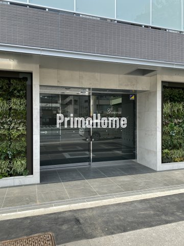 ジェノヴィア東神田グリーンヴェールのエントランス