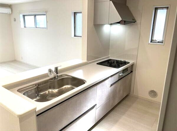 マイホームネクスト港区津金のキッチン