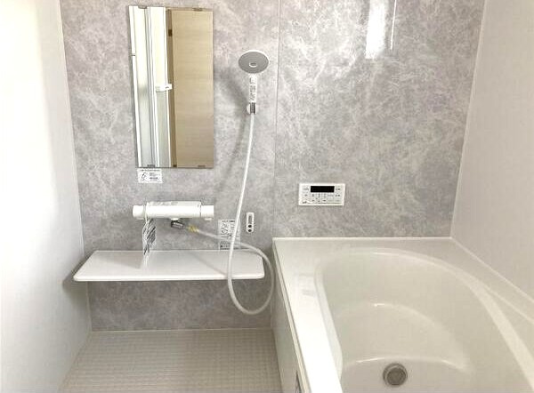 マイホームネクスト港区津金の浴室