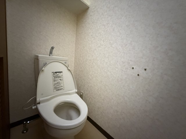 クレールYAMATOのトイレ|落ち着いたトイレです