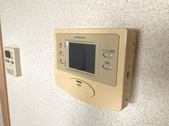 グローリー　パレス
