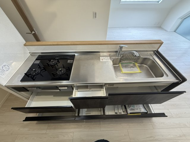 いづみハイツ芦花公園 804号室のキッチン