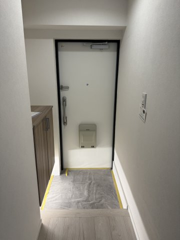 いづみハイツ芦花公園 804号室の玄関