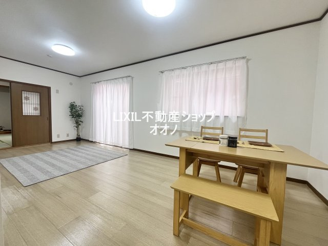 【居間・リビング】 | 加須市割目　中古一戸建