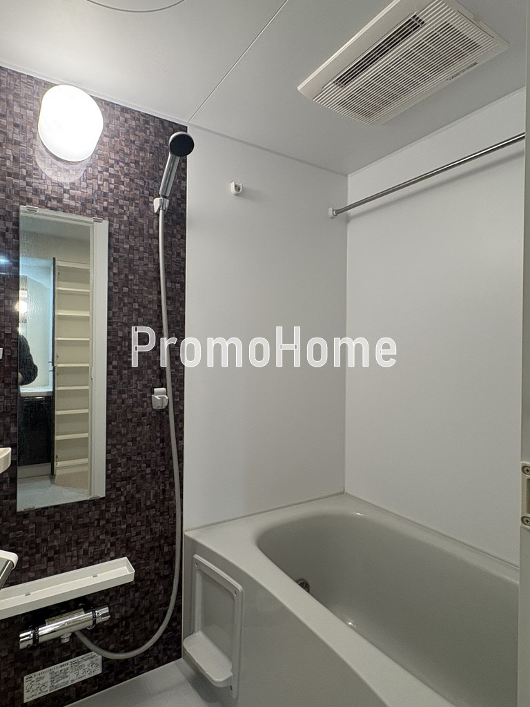 ジェノヴィア東神田グリーンヴェールの浴室