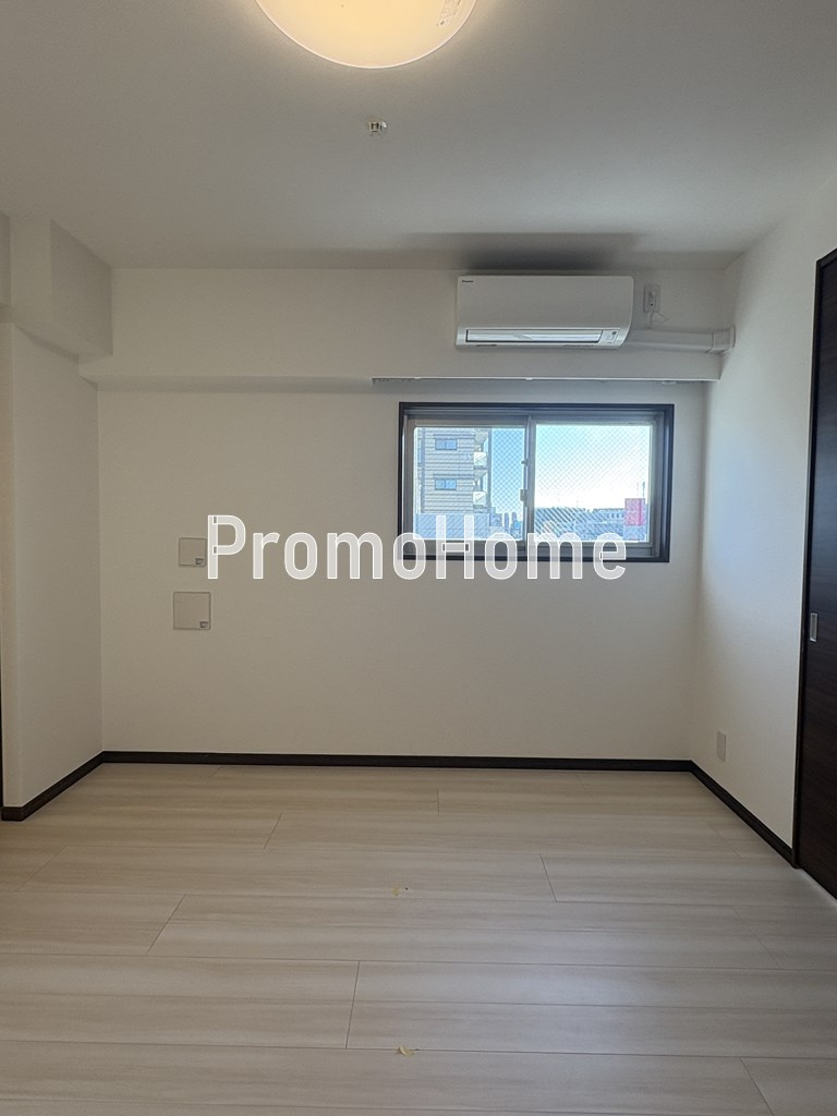 ジェノヴィア東神田グリーンヴェールの居間・リビング