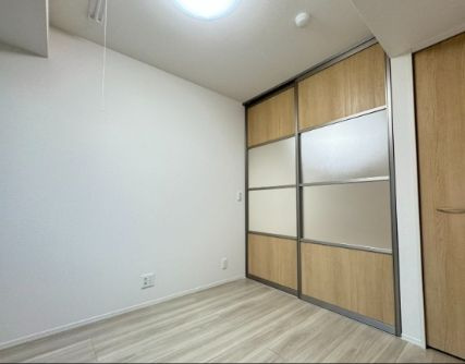【寝室】グラナーデ目白御留山