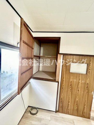新池島町2丁目一戸建の収納