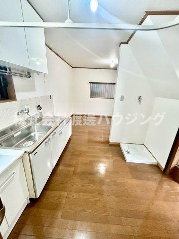 新池島町2丁目一戸建の内装