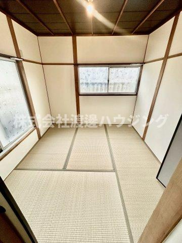 新池島町2丁目一戸建の和室