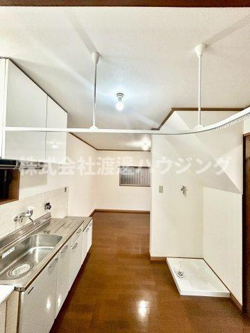 新池島町2丁目一戸建の内装