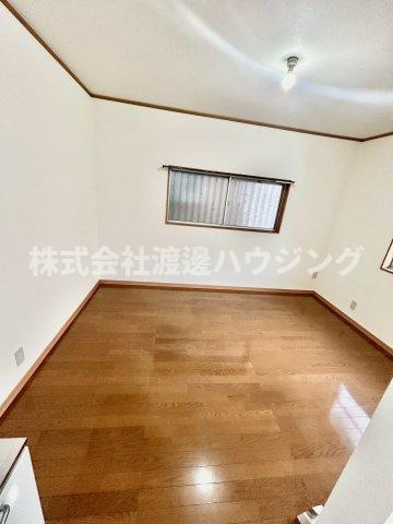 新池島町2丁目一戸建の居間・リビング