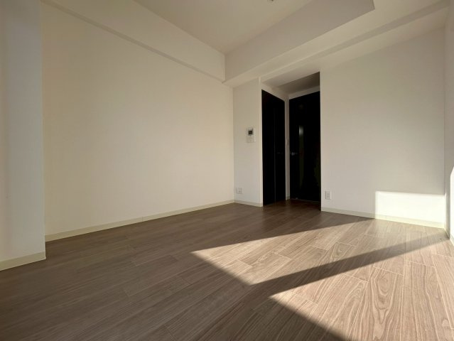 プレサンス難波インフィニティの洋室